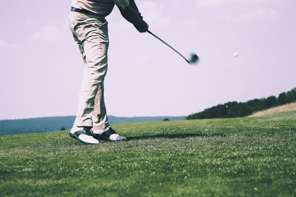 Guide expert du golf : astuces pour débutants et pros